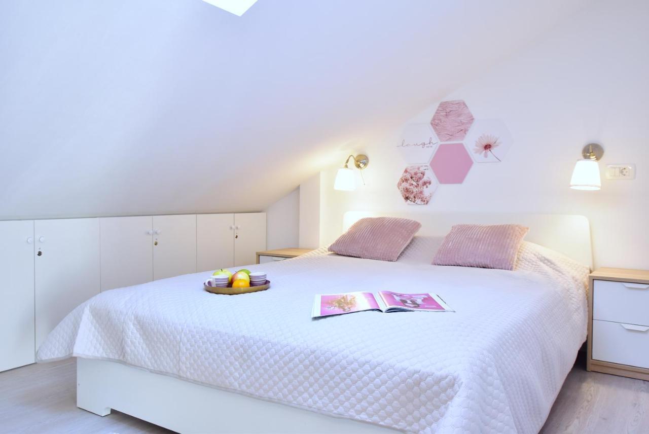 Apartments Sea & Sky Stari Grad  Ngoại thất bức ảnh