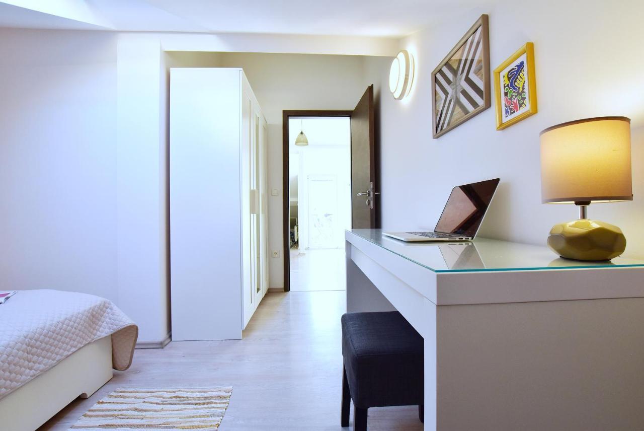 Apartments Sea & Sky Stari Grad  Ngoại thất bức ảnh