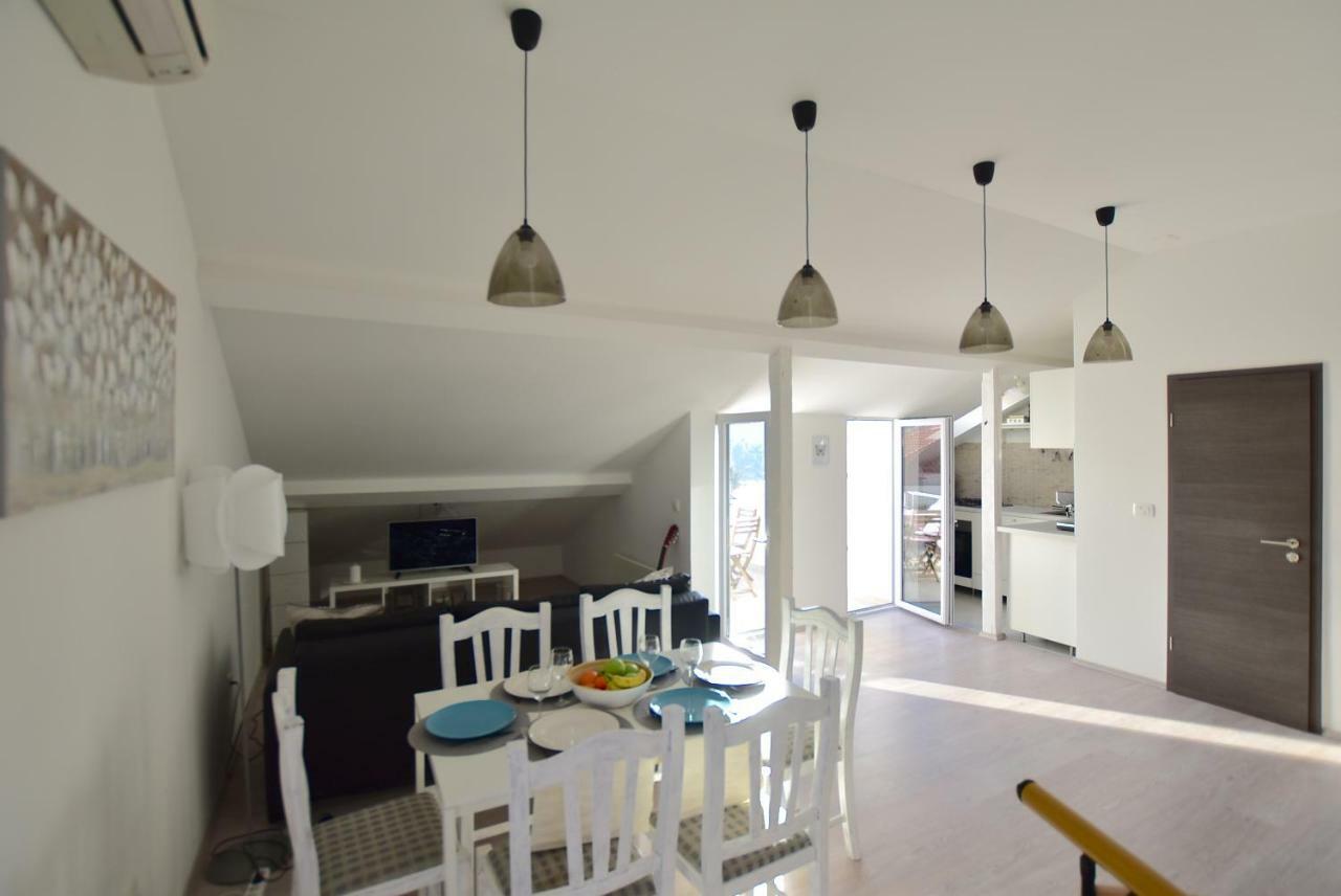 Apartments Sea & Sky Stari Grad  Ngoại thất bức ảnh