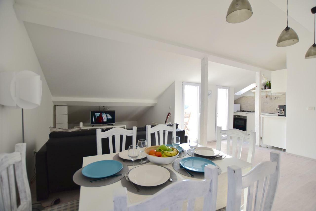 Apartments Sea & Sky Stari Grad  Ngoại thất bức ảnh